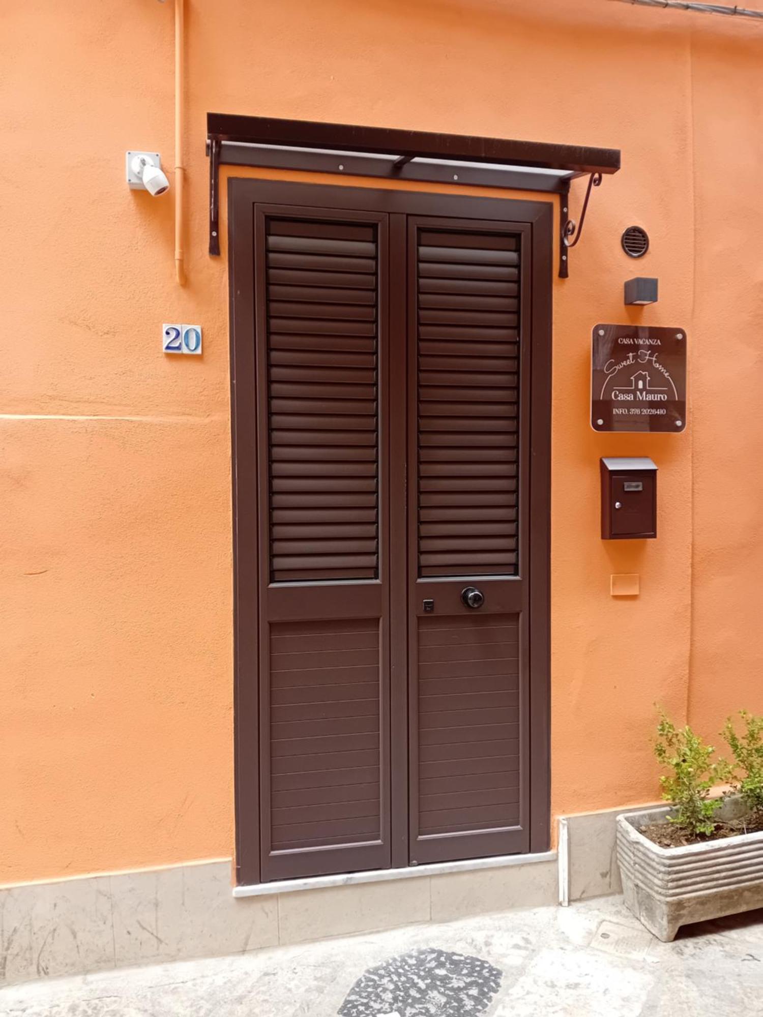 Casa Mauro Apartment - Palermo — Photos 1